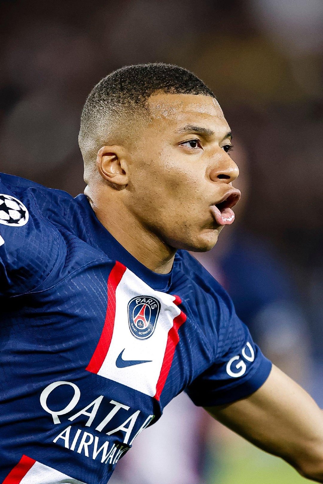 姆巴佩迎来十二赛季出色发挥，切尔西观众热烈欢呼！(姆巴佩今日消息)爱游体育登录入口